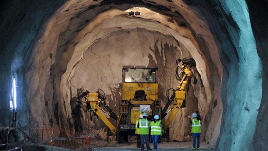 Túnel de A Canda en la frontera con Zamora // Brais Lorenzo