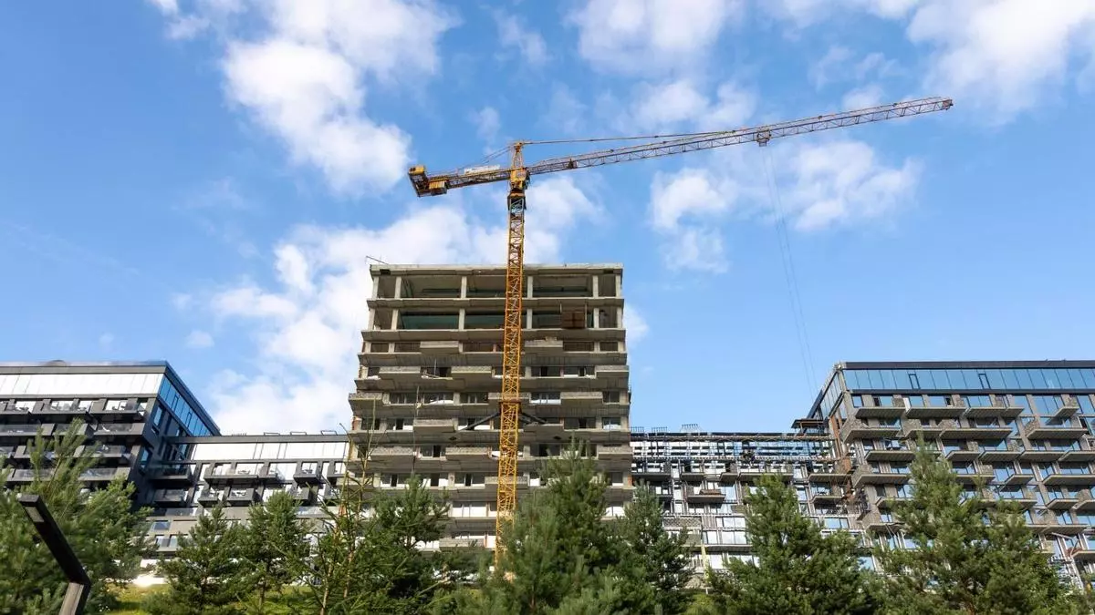 El decreto pone en jaque el alquiler y no sienta las bases para construir el millón de viviendas que España necesitará en 2028