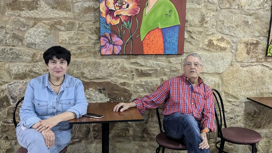 Carmen Prado y Xesús Vázquez exponen su pintura en Carril.