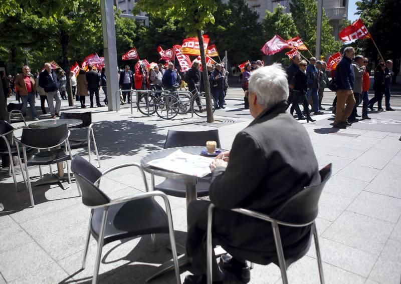 Escenas del Día del Trabajador en Zaragoza