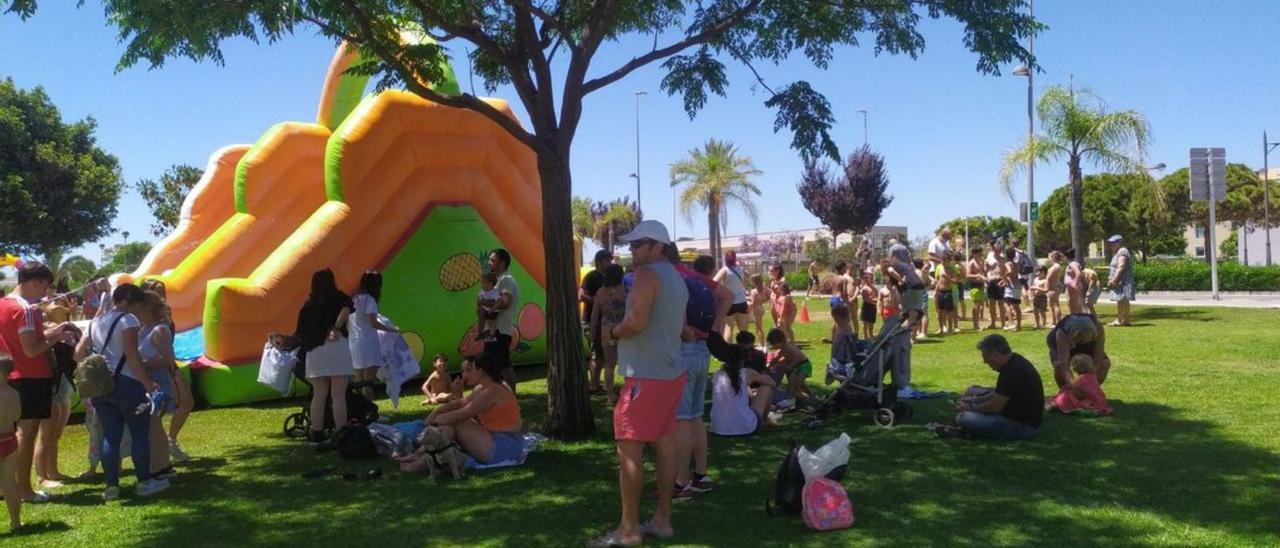 Un momento de la Festa dels Xiquets de Canet d’en Berenguer. | LEVANTE-EMV