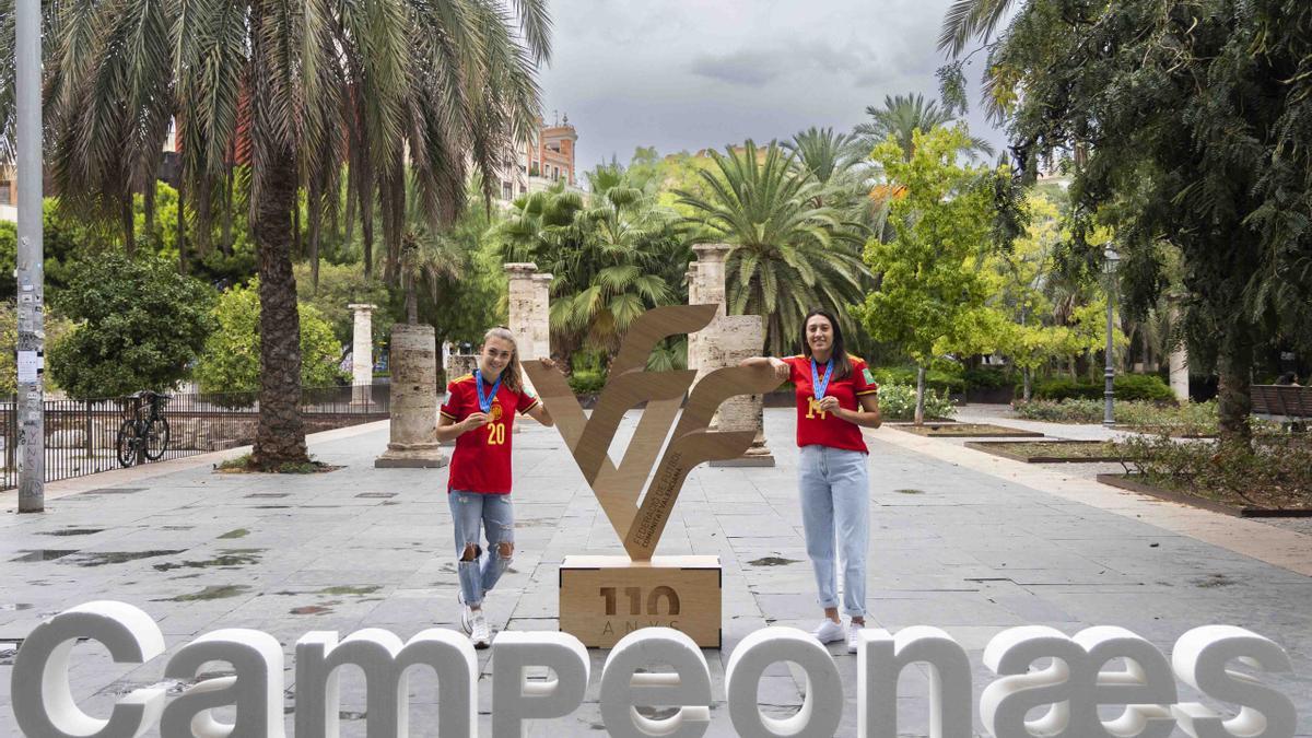 Homenaje a las valencianas campeonas del mundo sub20 de fútbol