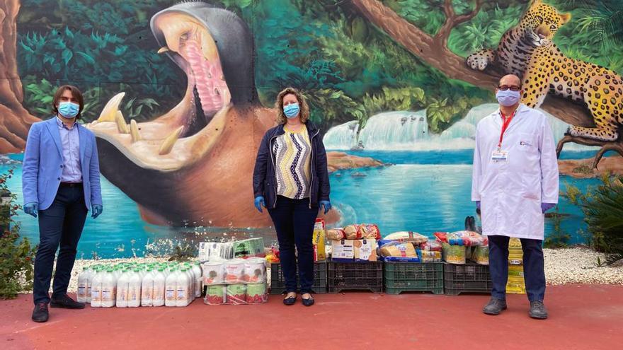 Terra Natura Murcia dona 225 kilos de alimentos a la Fundación Jesús Abandonado