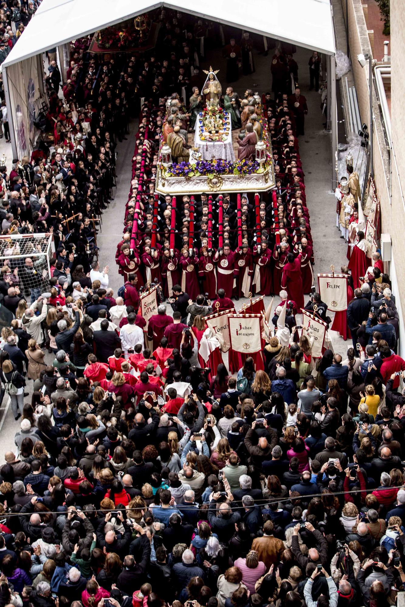 Imágenes de La Santa Cena de 2019, debido a la lluvia no pudieron procesionar.