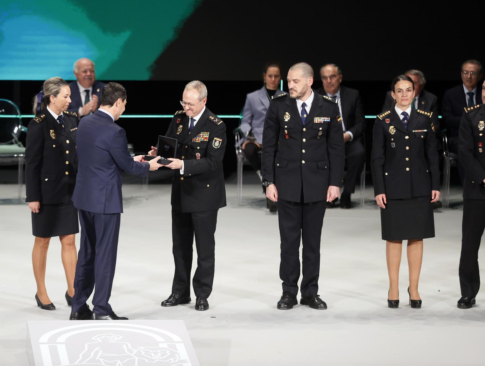 La gala del 28-F y la entrega de Medallas de Andalucía 2024, en imágenes