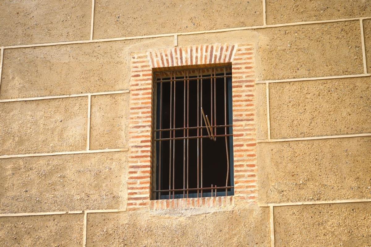 Fotogalería | Roban 'El Tesoro de Villanueva' del Museo Arqueológico de Badajoz