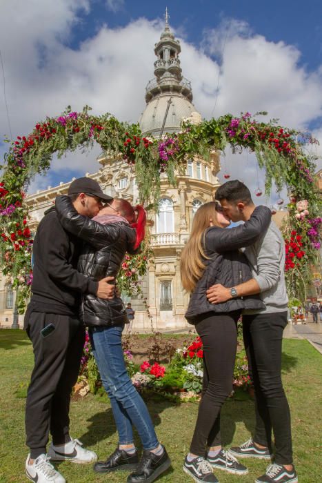 Cartagena celebra con besos el día de San Valentín