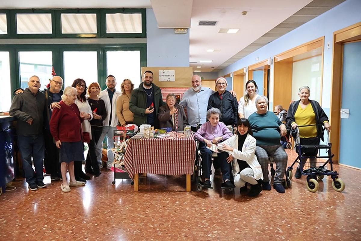 Visita a uno de los centros de envejecimiento activo.