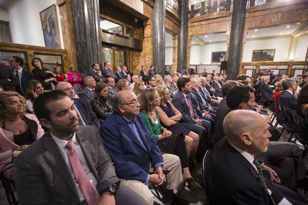 Entrega del premio del Banco Sabadell a la investigación económica a Nagore Iriberri