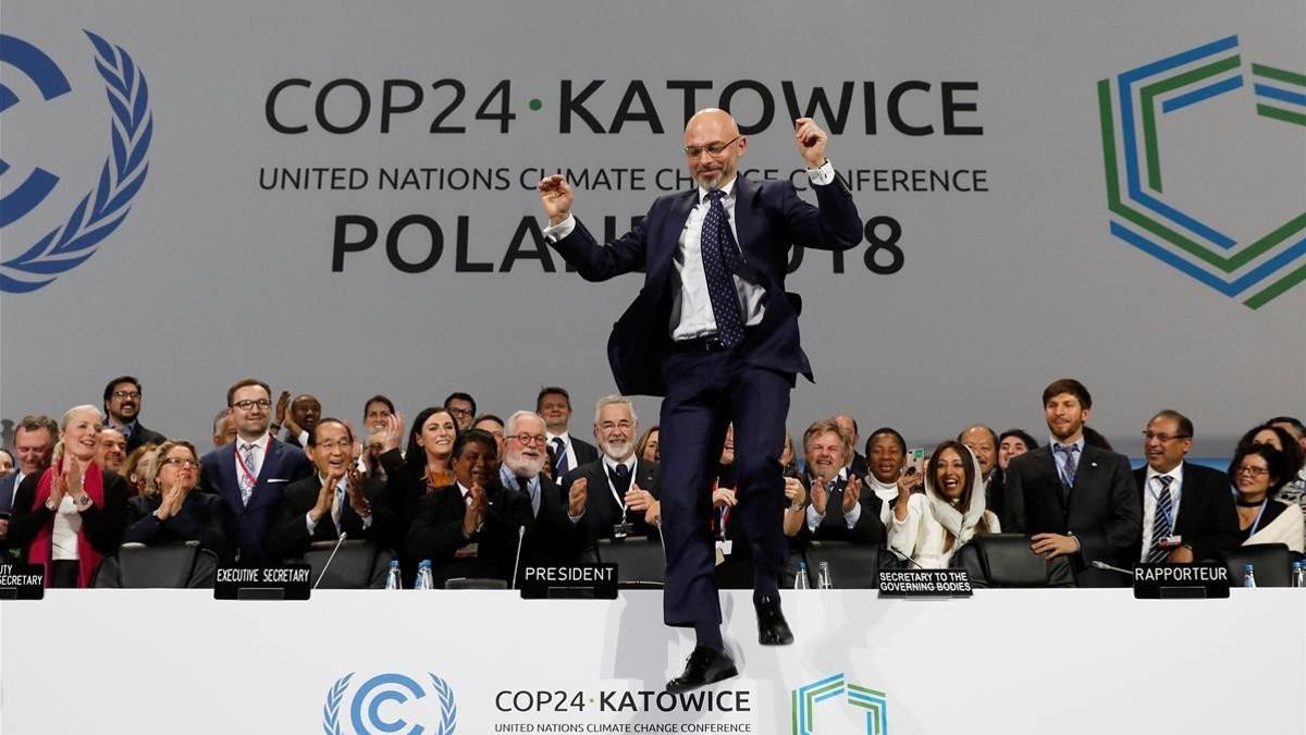 zentauroepp46273656 cop24 president michal kurtyka reacts during a final session181215223620