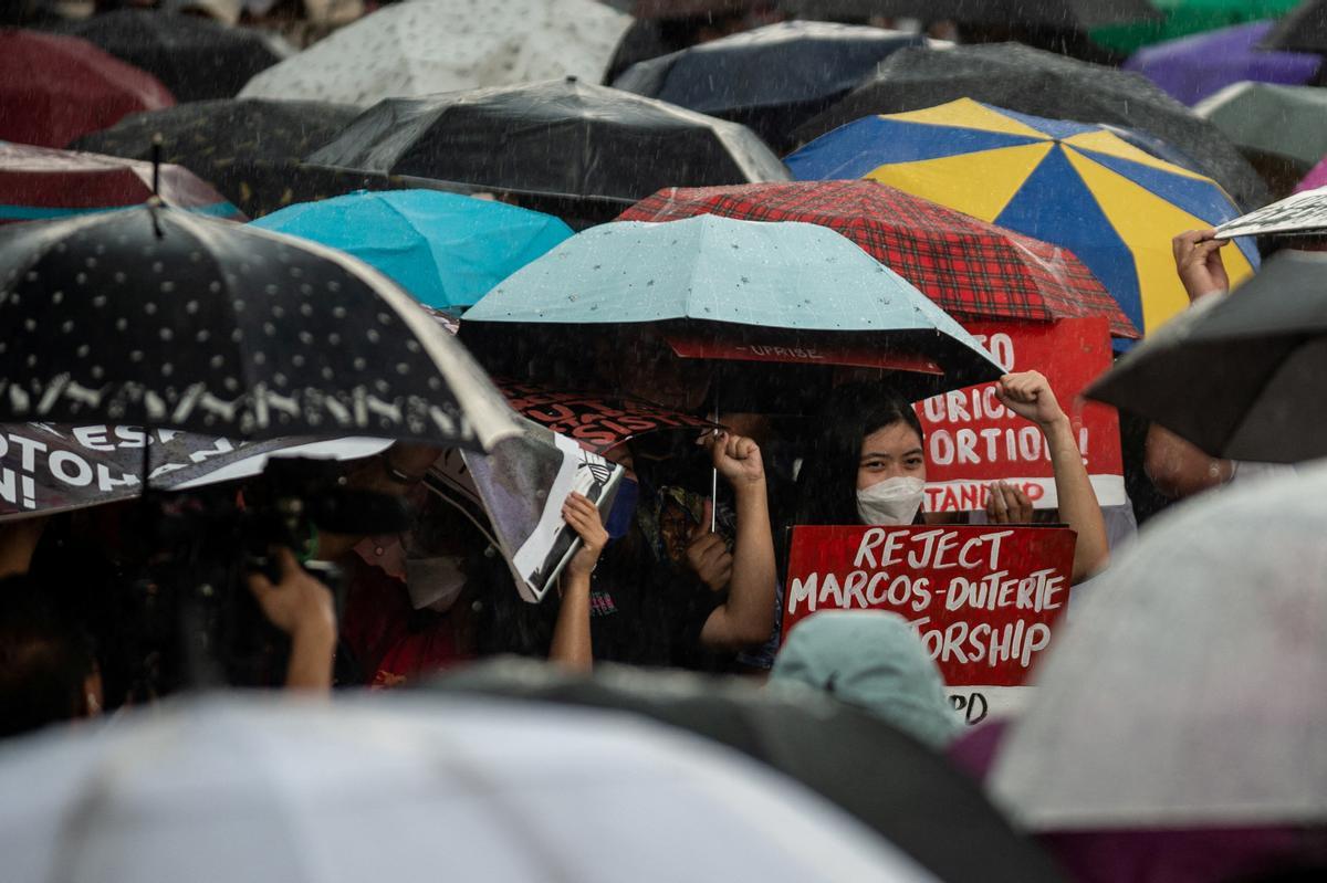 Protestas en Filipinas antes del primer discurso del estado de la nación de Marcos