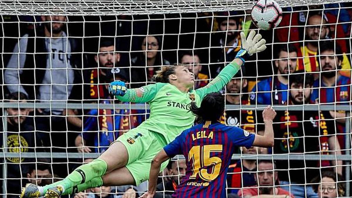 Sandra Paños y Leila Ouahabi, en acción con el Barça