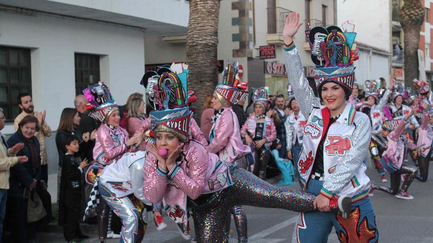 Miajadas se entrega a su Carnaval con magia, amor, ilusión y mucha música bailable