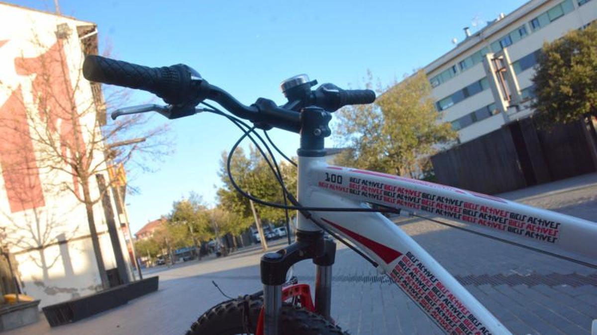 Una bicicleta del projecte Bicis Actives, que ara passarà a gestionar Càritas Garrotxa