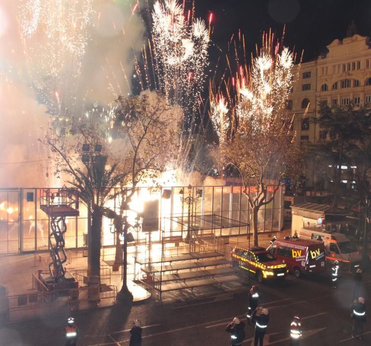 Fallas 2020. Mascletà nocturna del día 7