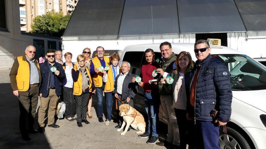El transporte público de Benidorm abre sus puertas a los perros guía