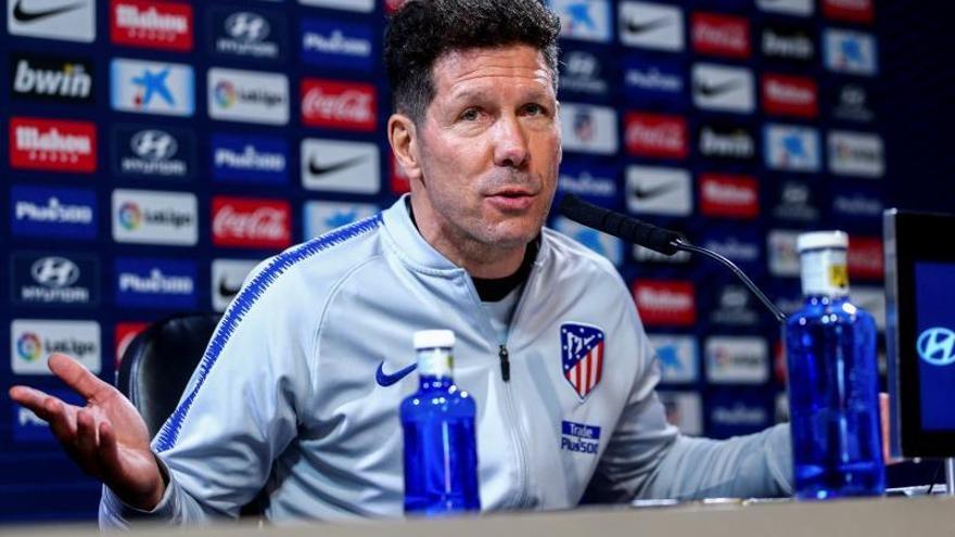 Simeone pide &quot;disculpas a la gente que se haya sentido ofendida por el gesto&quot;