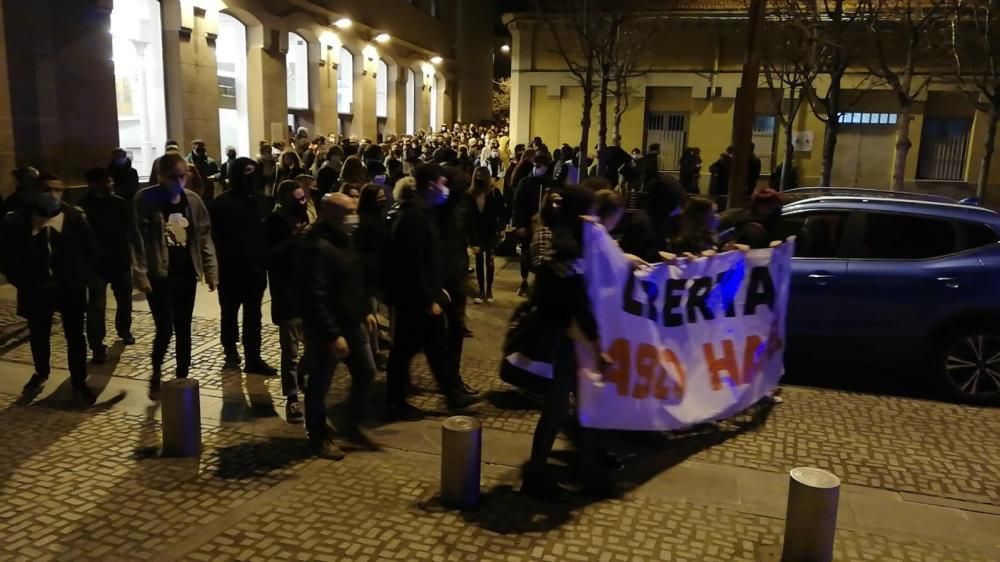 Arribada de la protesta davant dels jutjats