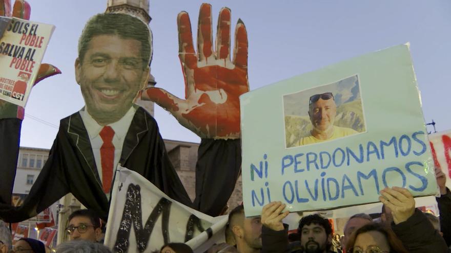 Así ha sido la tercera manifestación en Valencia para exigir la dimisión de Mazón por la gestión de la DANA
