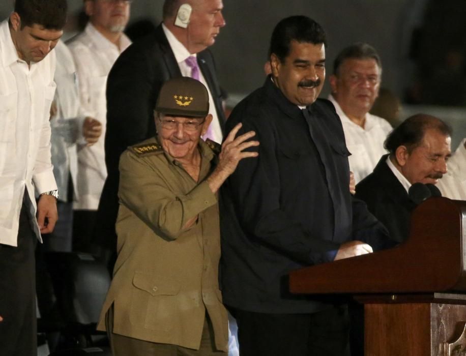 Masivo funeral con líderes de todo el mundo para despedir a Fidel Castro.