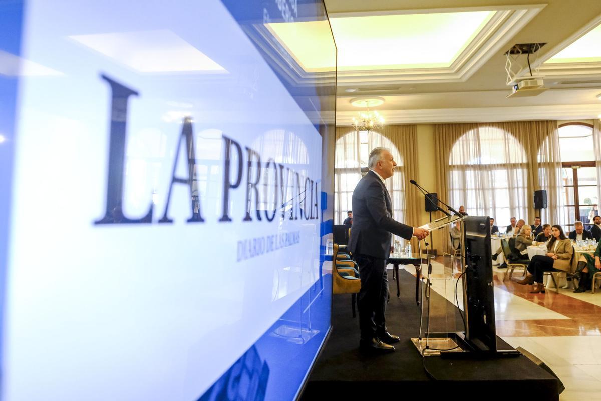 Foro de La Provincia/DLP y Prensa Ibérica con el ministro Ángel Víctor Torres