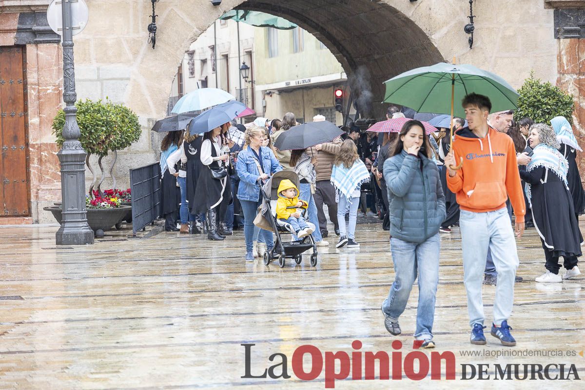 El Bando Moro de Caravaca desafía a la lluvia en su día de convivencia