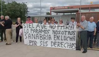 Los retrasos del regional de Zamora a Sanabria dejan una oleada de reclamaciones
