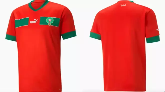 Marruecos (titular): Puma recrea la camiseta del Mundial de 1998 con una franja verde en el pecho