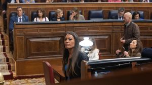 27/11/2024 La portavoz de Junts en el Congreso, Miriam Nogueras, tras intervenir durante una sesión plenaria, en el Congreso de los Diputados, a 27 de noviembre de 2024, en Madrid (España). El presidente del Ejecutivo y el presidente del PP, afrontan su primer cara a cara tras la DANA. Además, el PP, ‘acusara’ al Gobierno de los presuntos casos de corrupción de su partido. POLITICA Eduardo Parra - Europa Press