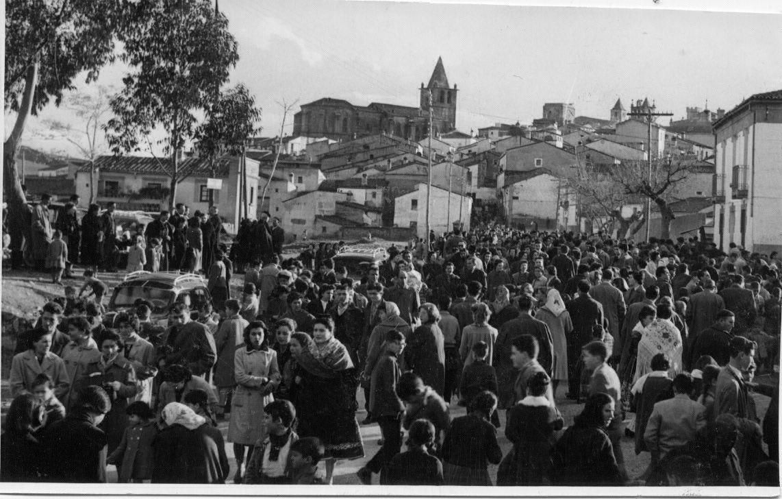 95 años de la historia de Extremadura en imágenes