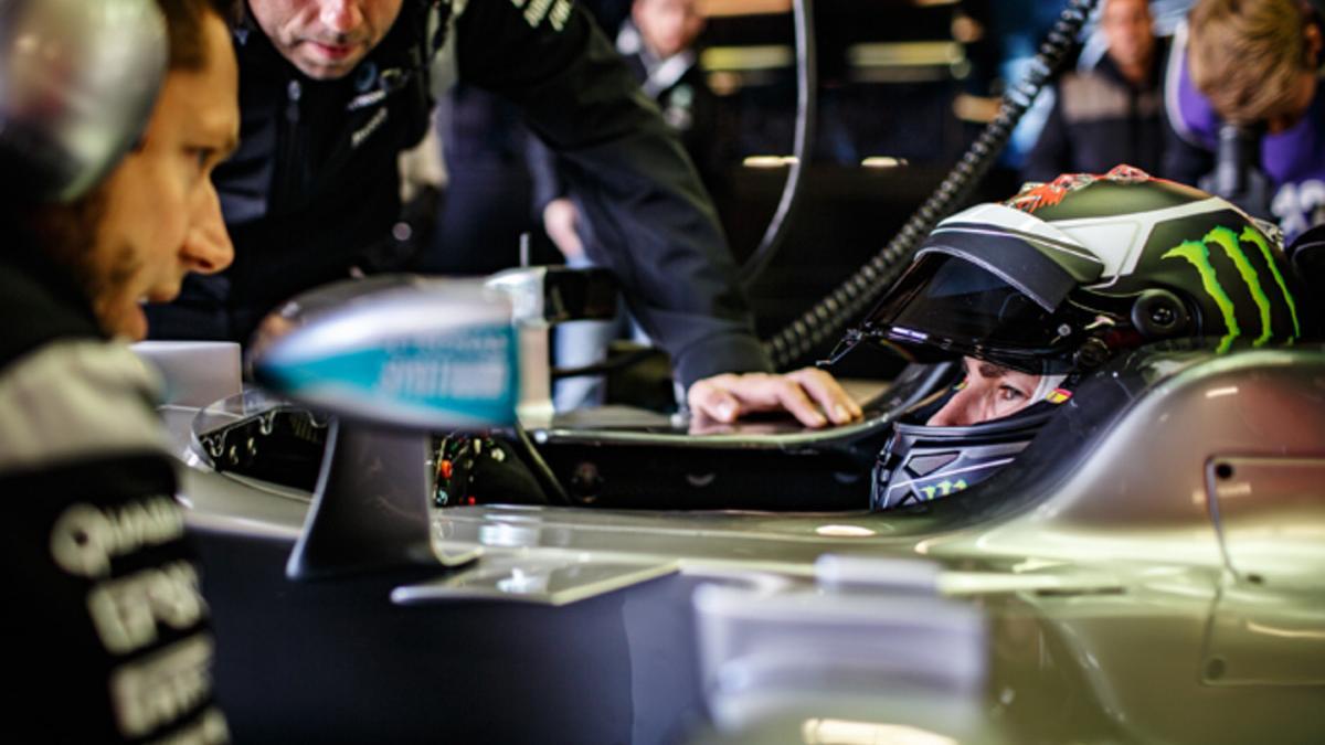 Jorge Lorenzo, al volante del Mercedes F1