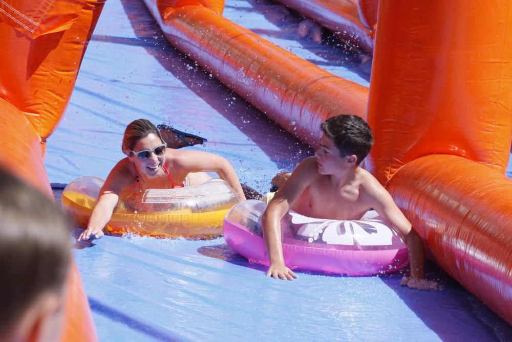 Lloret inaugura el tobogan aquàtic «Splash Slide»