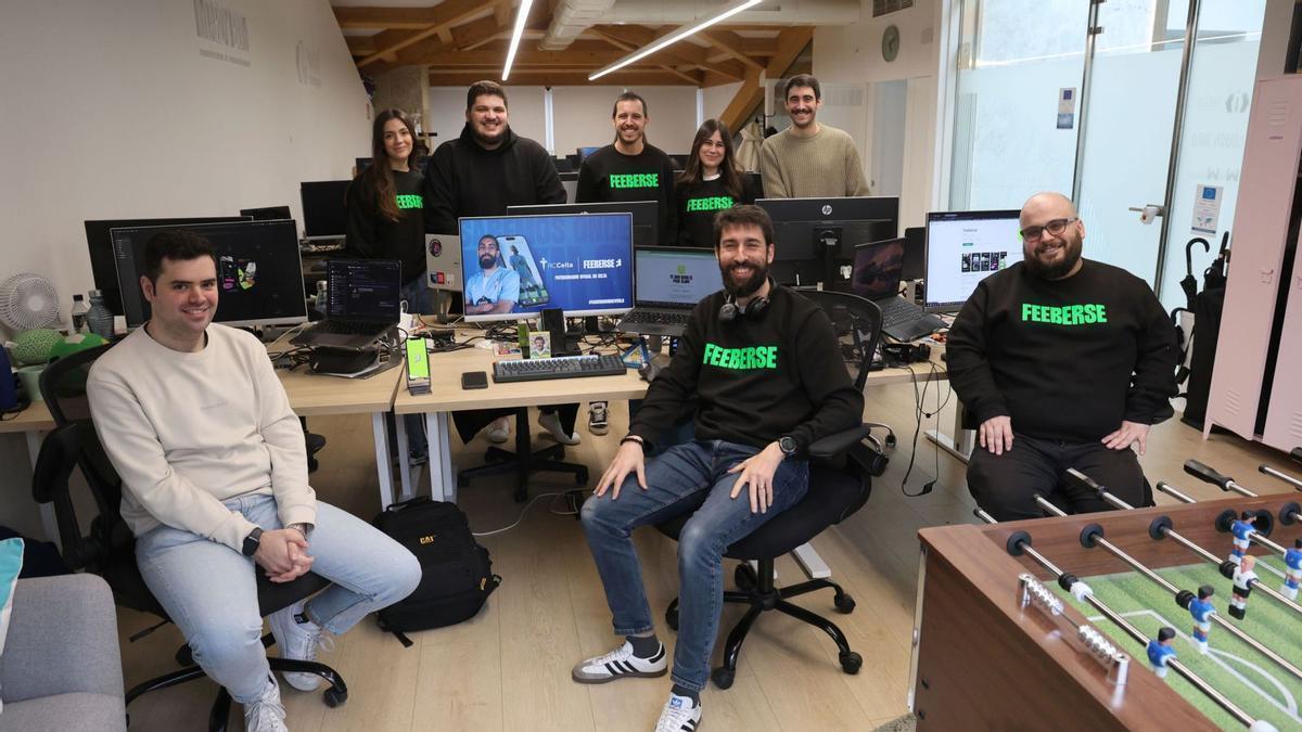 Varios de los miembros de Feeberse, en sus oficinas de Príncipe