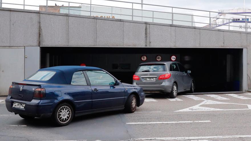 Entrada del aparcamiento robotizado de A Laxe, en Vigo // J. Lores