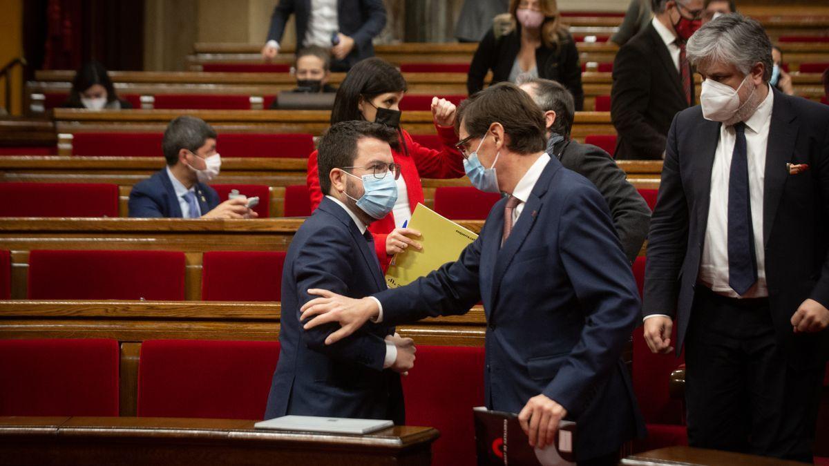 El president de la Generalitat, Pere Aragonés, i el secretari del PSC, Salvador Illa