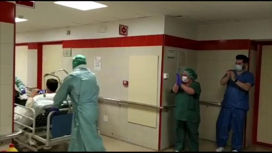 El Hospital Regional de Málaga agradece a sus profesionales su esfuerzo ante la pandemia