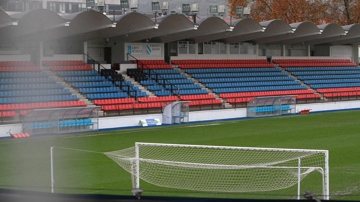 Vídeo | Així està la gespa d'O Couto, el camp de l'Ourense CF, rival del Girona a la Copa