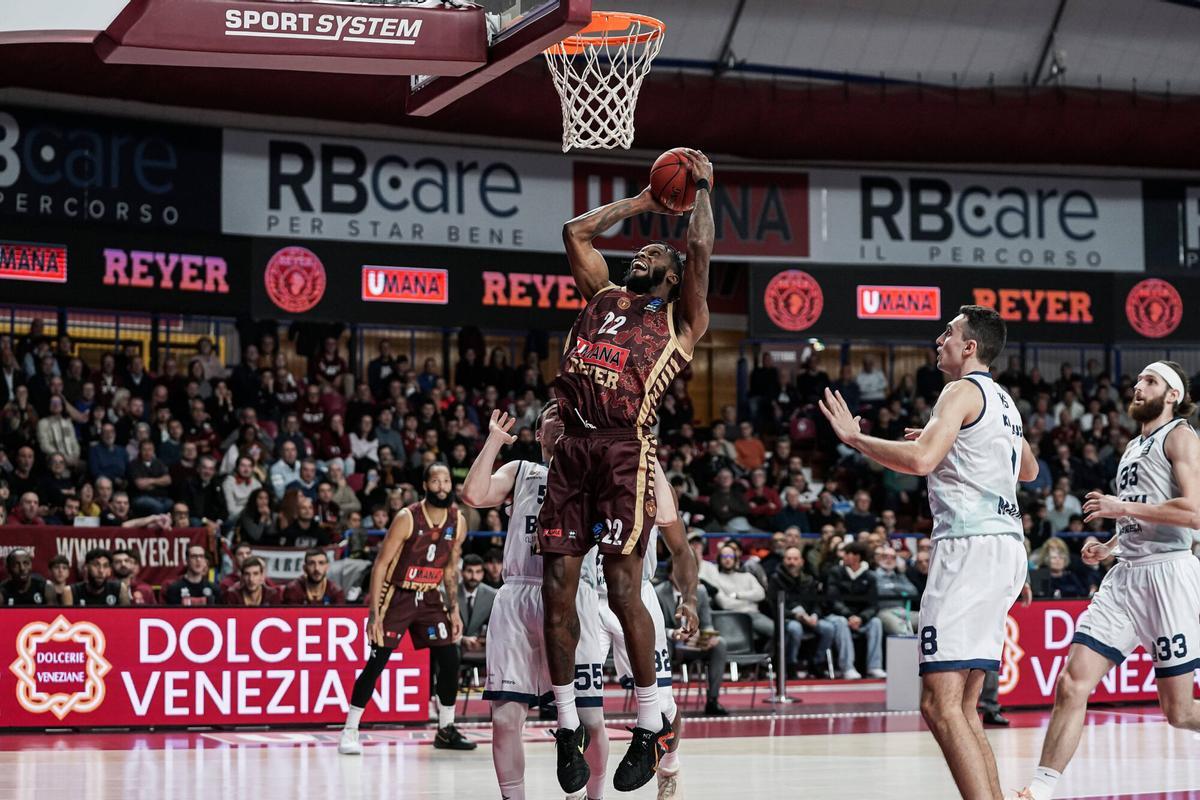 Imatges del partit Umana Reyer Venècia - Baxi Manresa