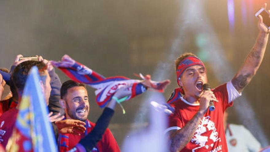 Los festejos del ascenso del Levante.