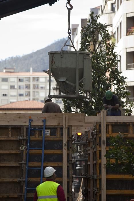 Trabajos en el edificio de Uría calcinado