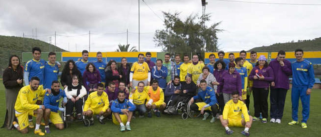 Cánticos y pasión amarilla desde San Mateo.