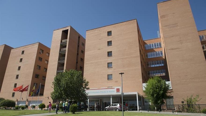 Padres y amigos de la auxiliar del Hospital de Alcalá defienden su inocencia