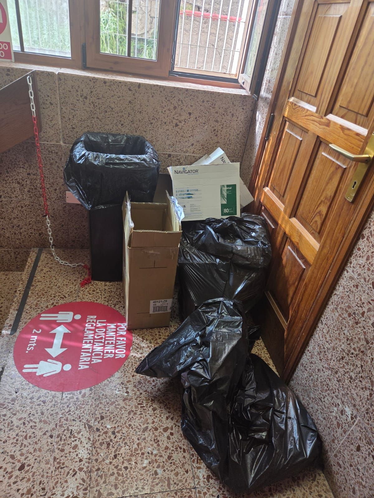 Suciedad acumulada en los juzgados de Granadilla de Abona y La Orotava