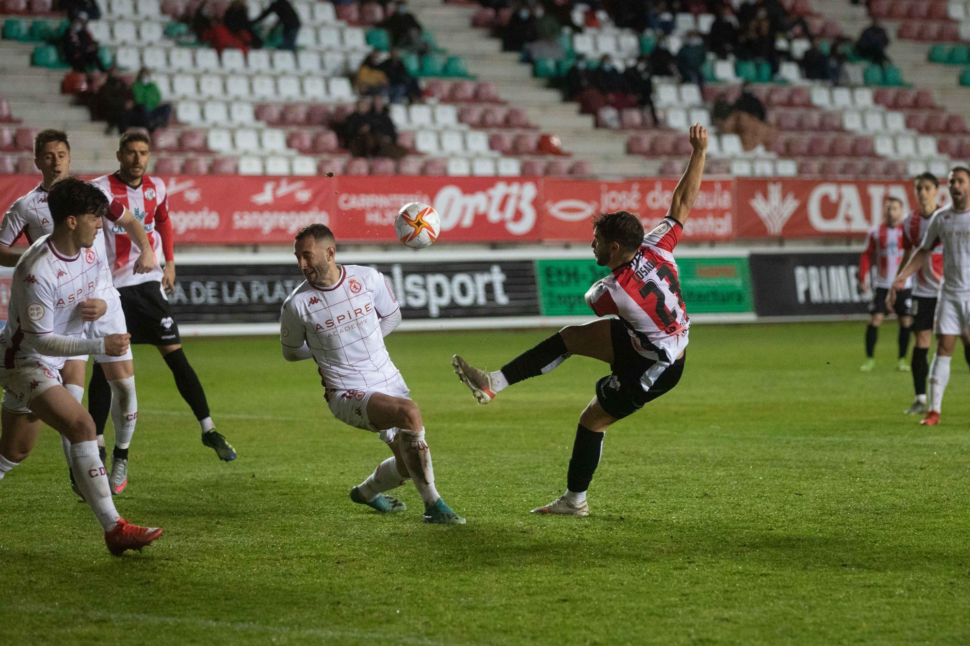 GALERÍA | Las mejores imágenes del partido entre el Zamora CF y la Cultural y Deportiva Leonesa