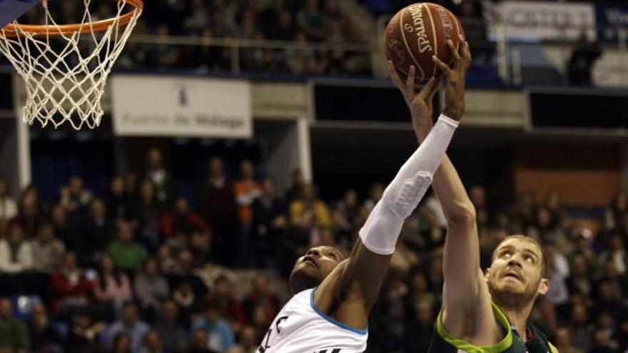 El Real Madrid revienta a Unicaja en el último cuarto