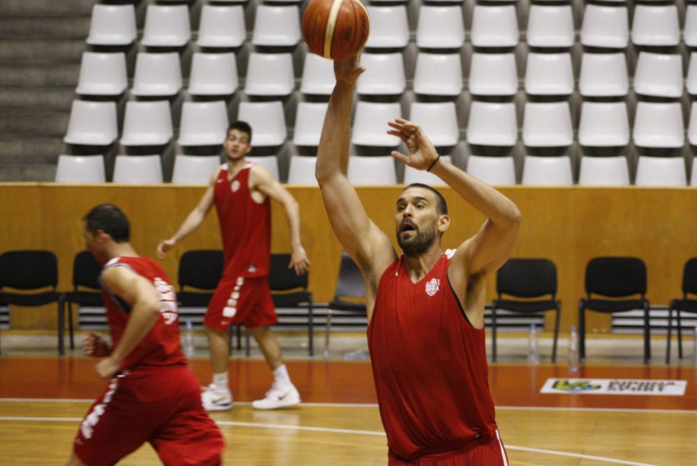 Entrenament del Bàsquet Girona a Fontajau