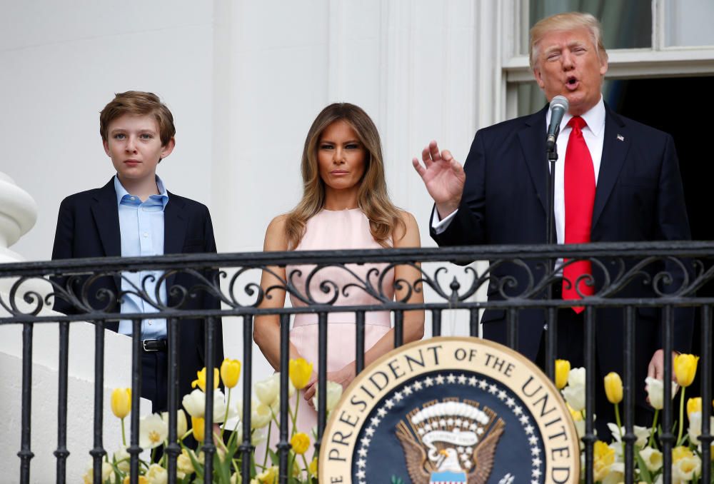 El presidente de Estados Unidos, Donald Trump, y la primera dama, Melania Trump, han participado este lunes en su primera carrera de huevos de Pascua desde que llegaron a la Casa Blanca.