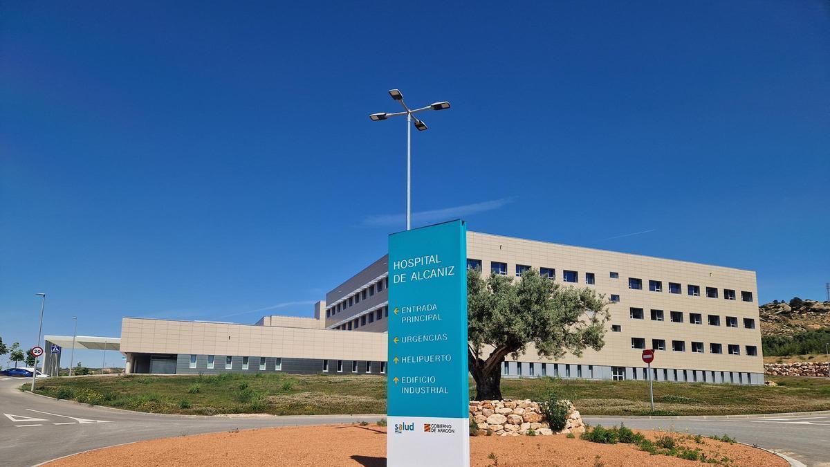 Acceso principal al nuevo hospital de Alcañiz.