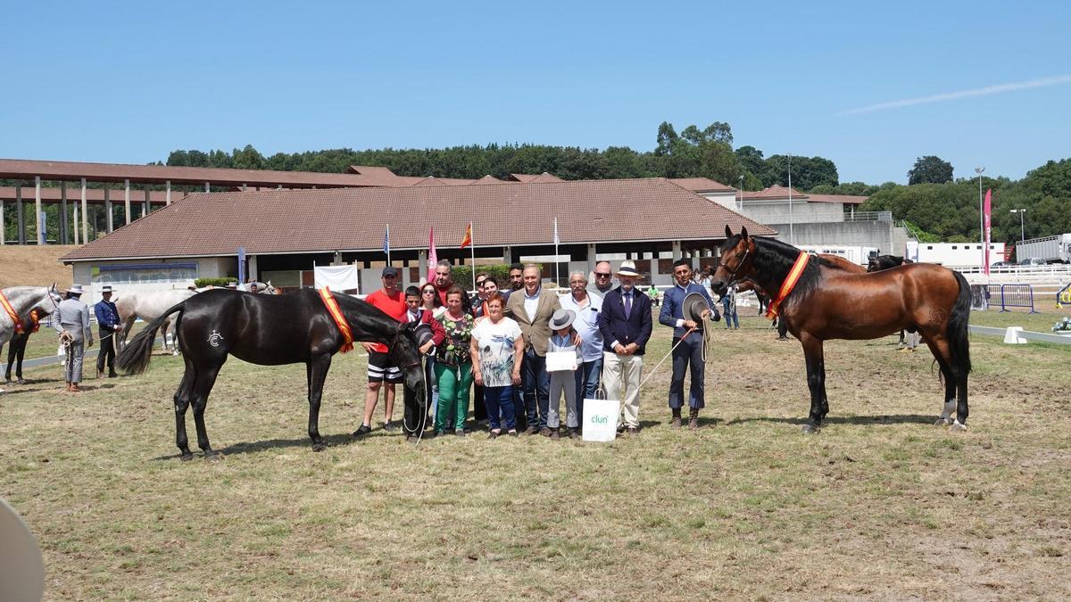 Mejor ganadería expositora Santos Pereira Equina 2024