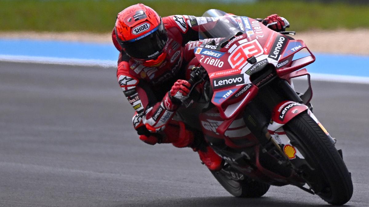 Marc Márquez durante la sesión matutina del viernes en Brasil